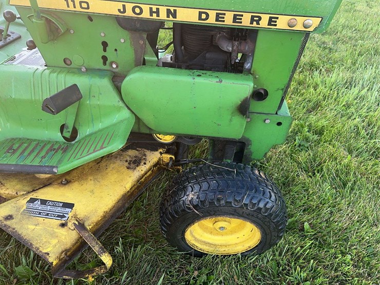 john-deere-110-image-8