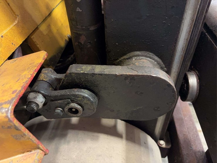 yale-lp-forklift-type-g-image-18