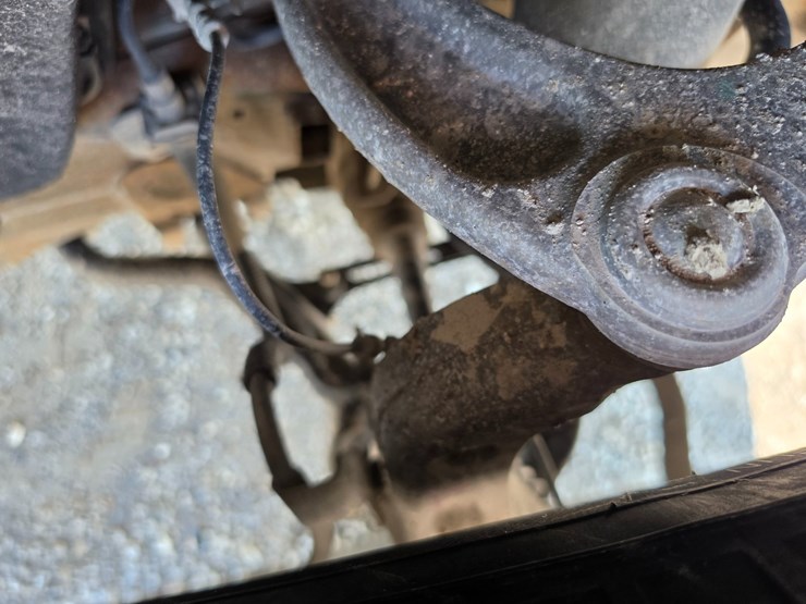 #25370-•-2019-chevrolet-silverado-pickup-truck-image-19