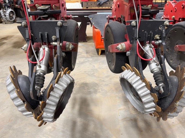 2022-case-ih-2160-image-13