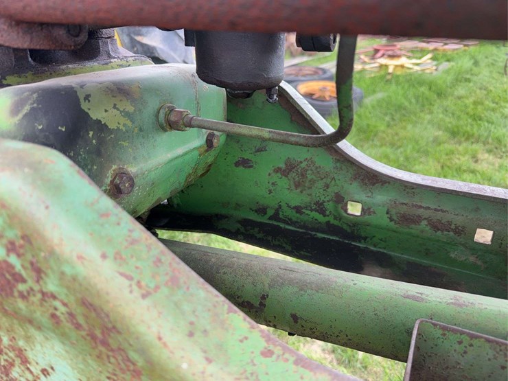 john-deere-b-image-27