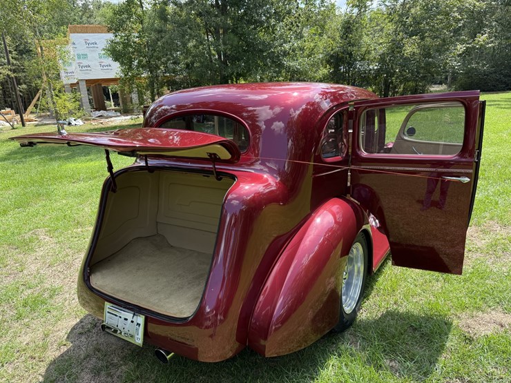 1937-custom-built-image-30