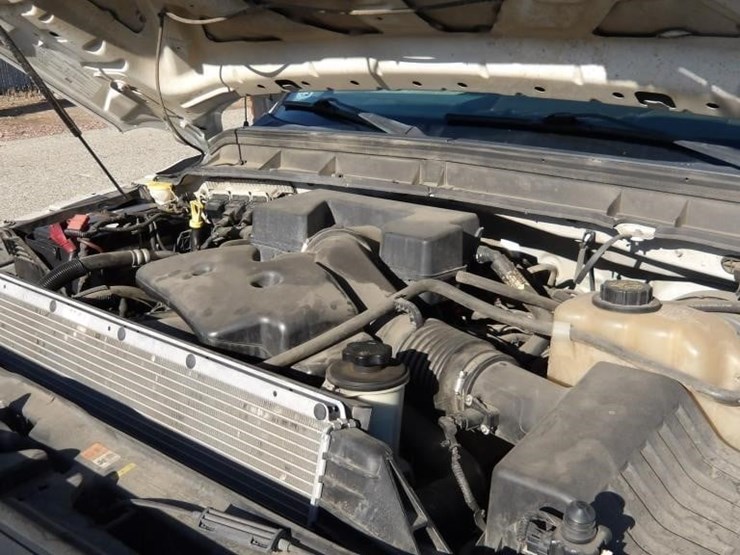 2011-ford-f250-image-15