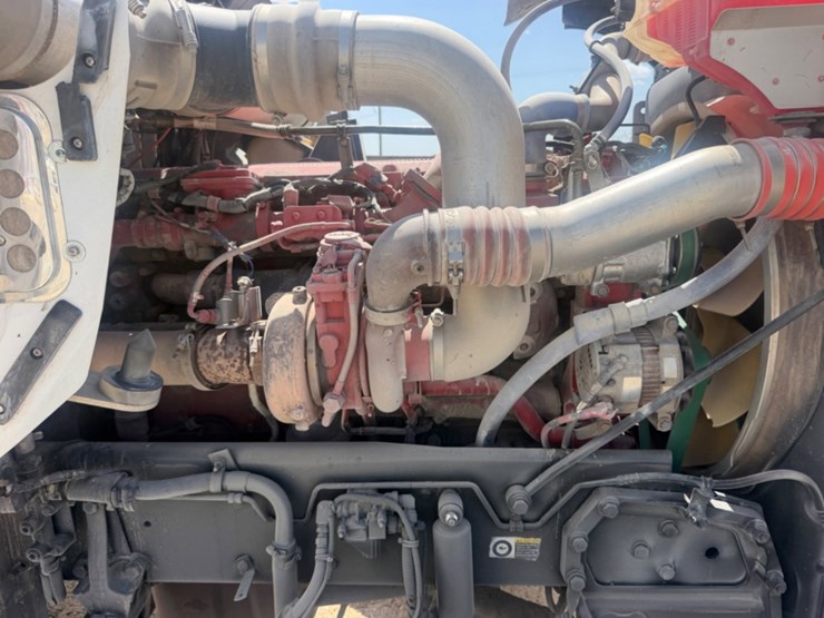 2012-kenworth-w900-image-13