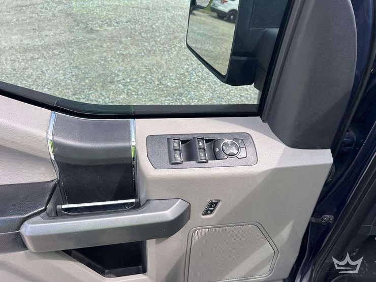 2018-ford-f150-image-12
