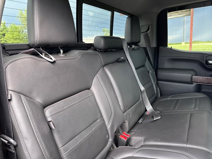 2019-gmc-1500-image-26