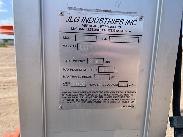 #1001-•-2002-jlg-15vpsp-man-lift-image-5