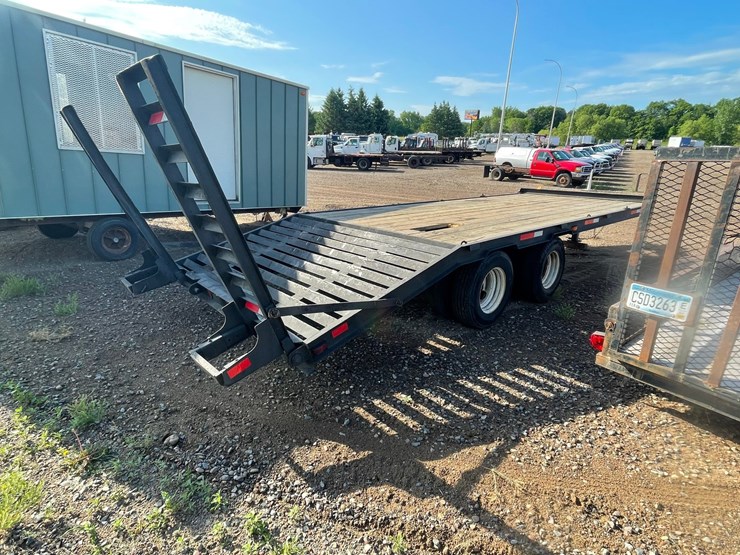 #1326-•-1993-true-flatbed-trailer-(has-mn-title)-image-5