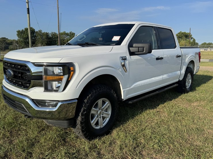 2023-ford-f150-xlt-image-1