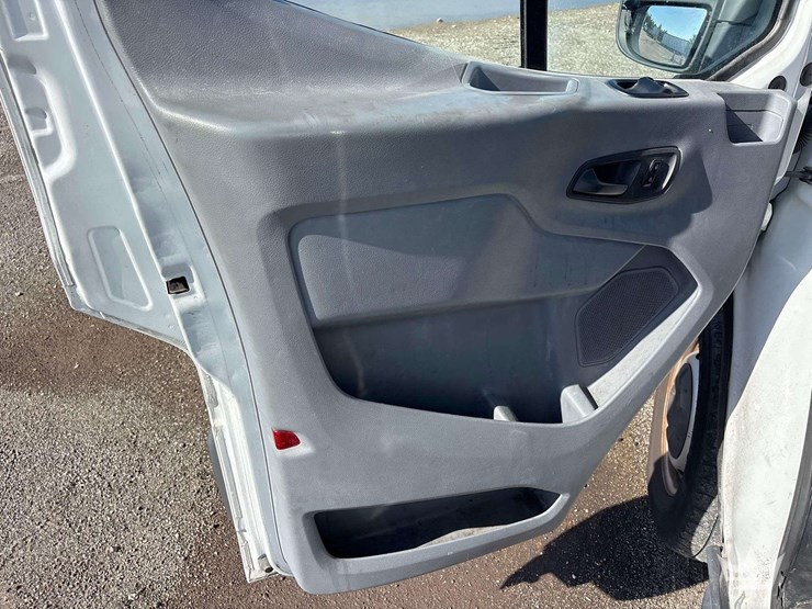 2018-ford-transit-image-6