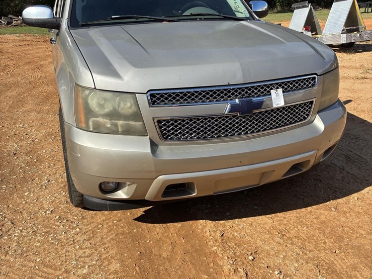 2007-chevrolet-tahoe-ltz-image-1