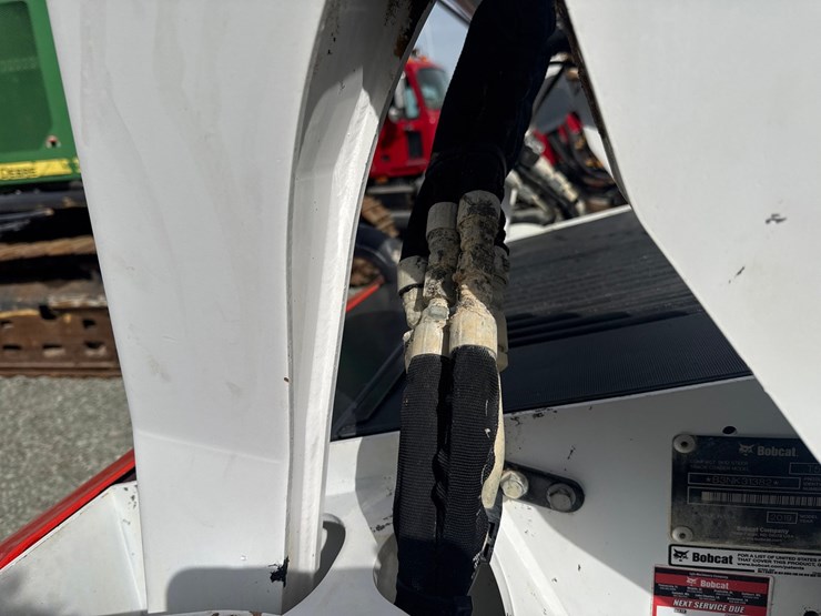 2019-bobcat-t595-image-22