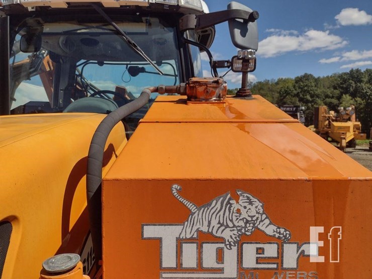 new-holland-ts115a-image-26
