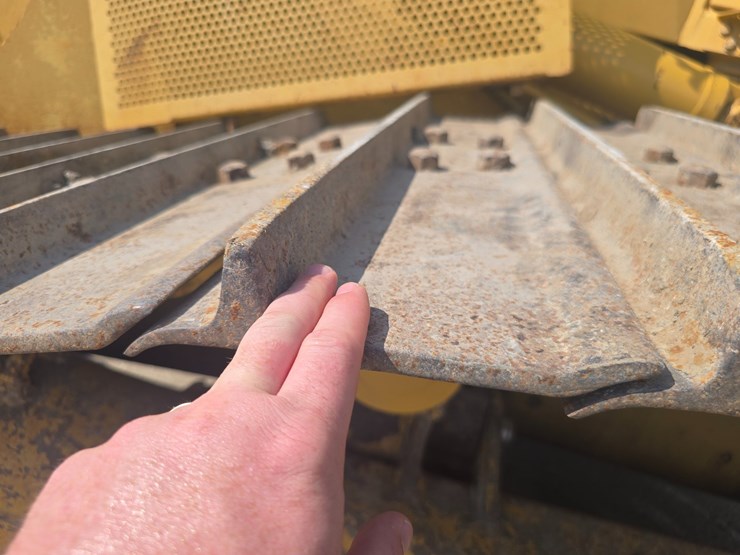 2002-caterpillar-d6m-lgp-image-75
