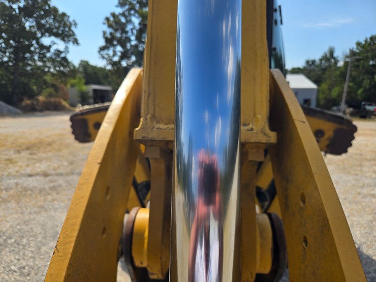 caterpillar-420e-image-79