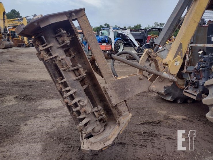 2002-new-holland-7610s-image-30