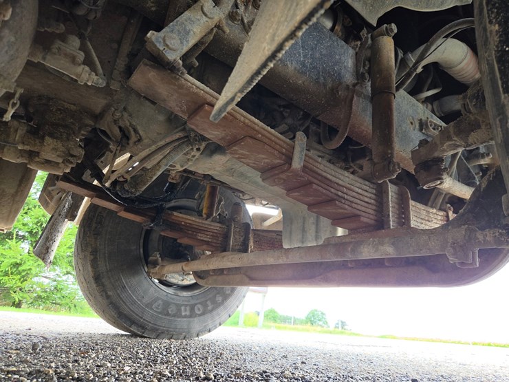 #3224-•-2006-sterling-st-9500-quad-axle-dump-truck-image-38