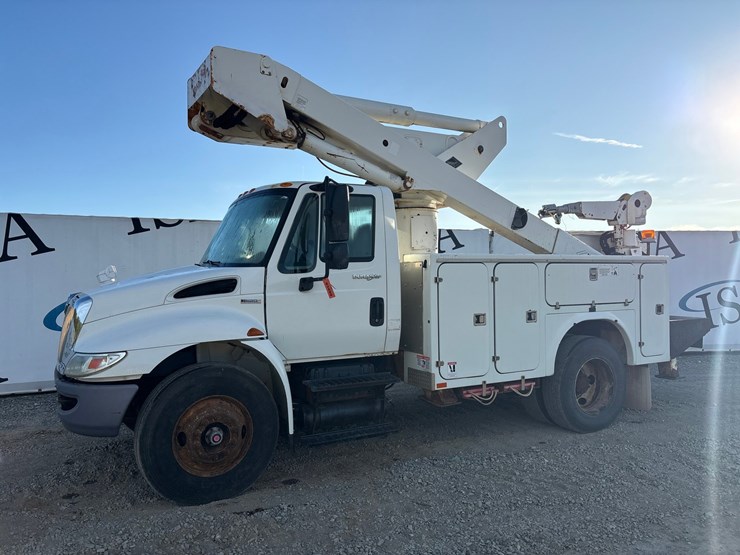 2008-international-durastar-4300-image-1