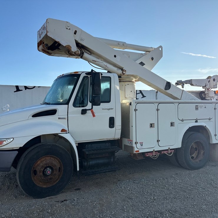 2008 INTERNATIONAL DURASTAR 4300