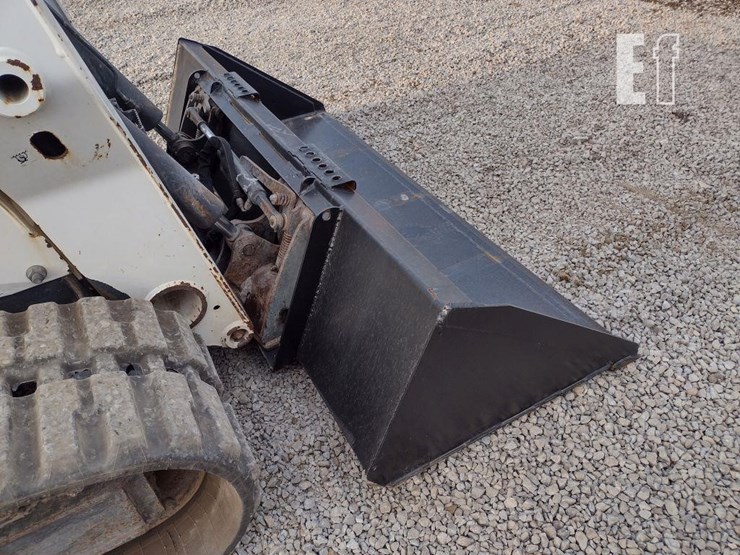 2020-bobcat-t770-image-22