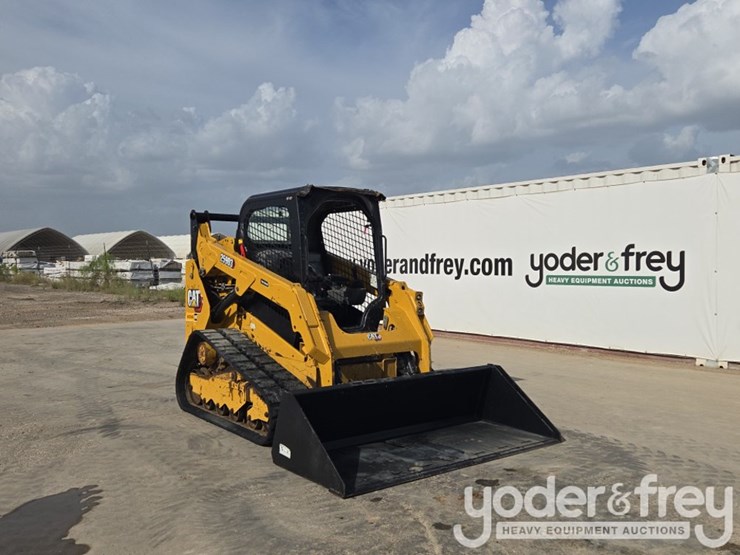 2023-caterpillar-259d3-image-7