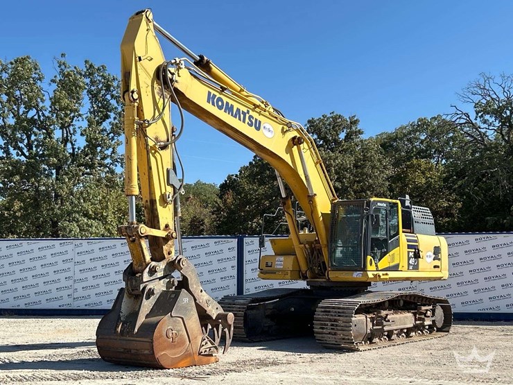 2017-komatsu-pc490lc-11-hydraulic-excavator-image-1