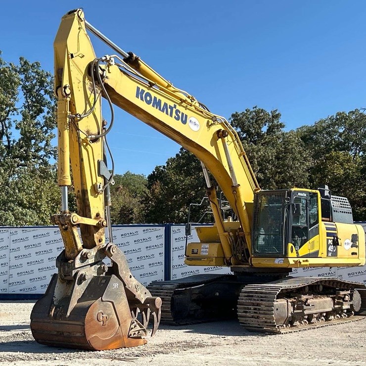 2017 Komatsu PC490LC-11 Hydraulic Excavator