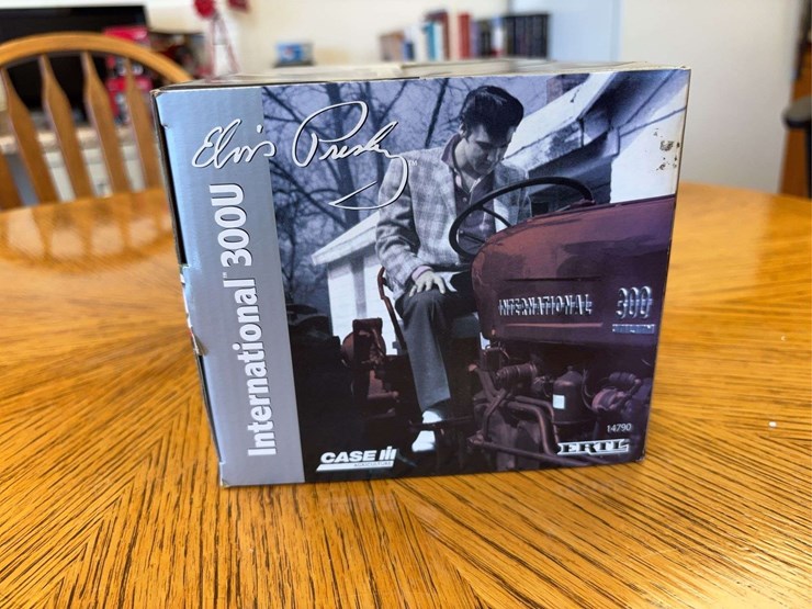 1/16-international-300-utility-elvis-presley-edition-image-7