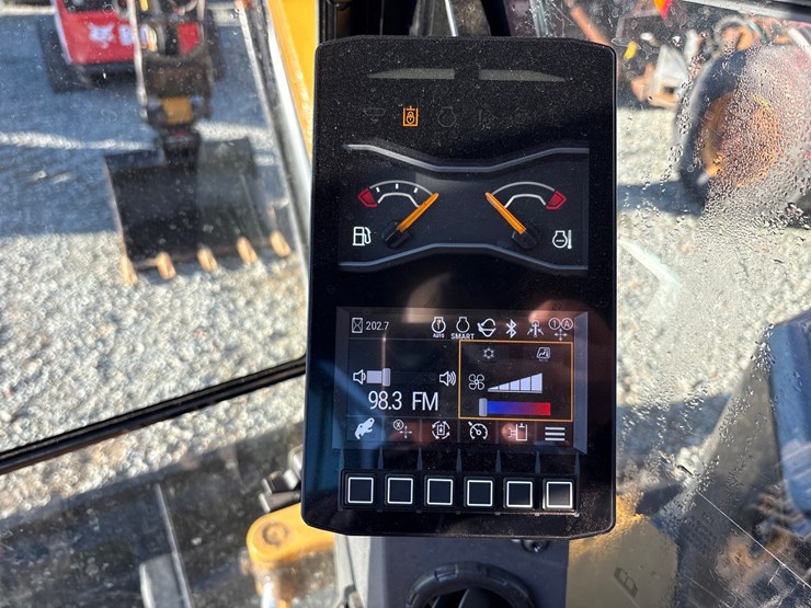 2020-caterpillar-306cr-image-61