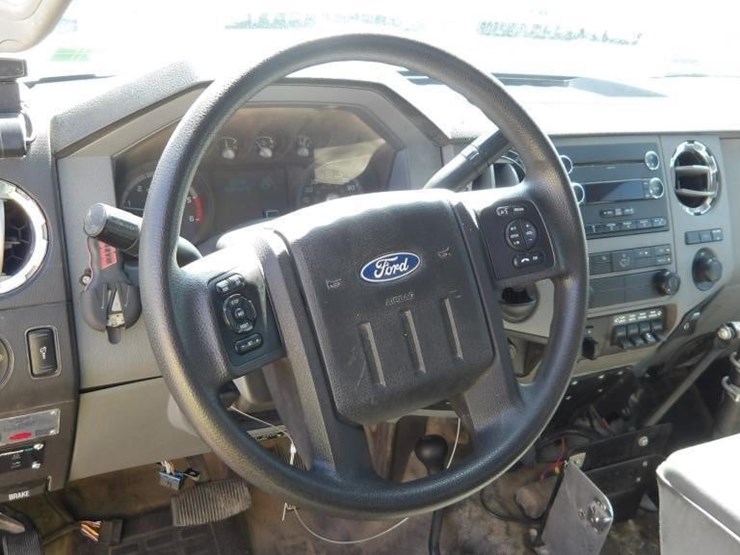 2012-ford-f450-image-25