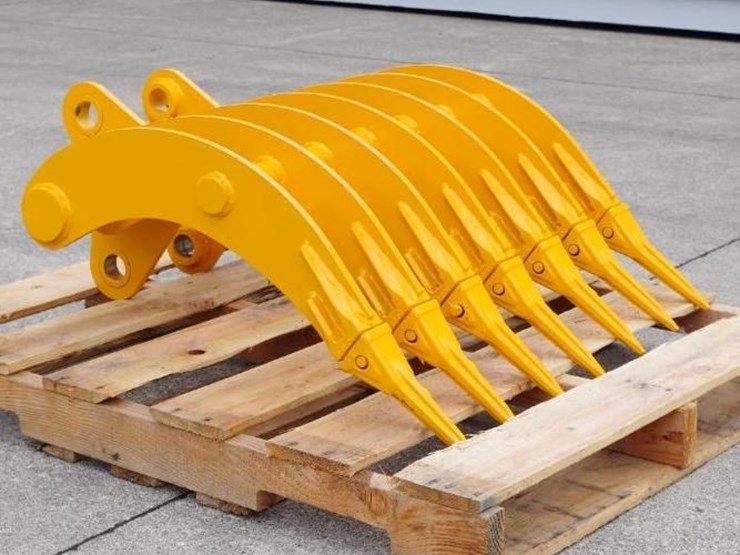 caterpillar-305-image-1