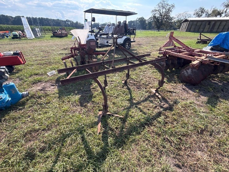 165---2-row-cultivator-image-3