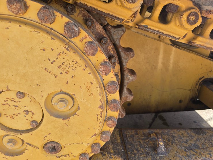 2002-caterpillar-d6m-lgp-image-48