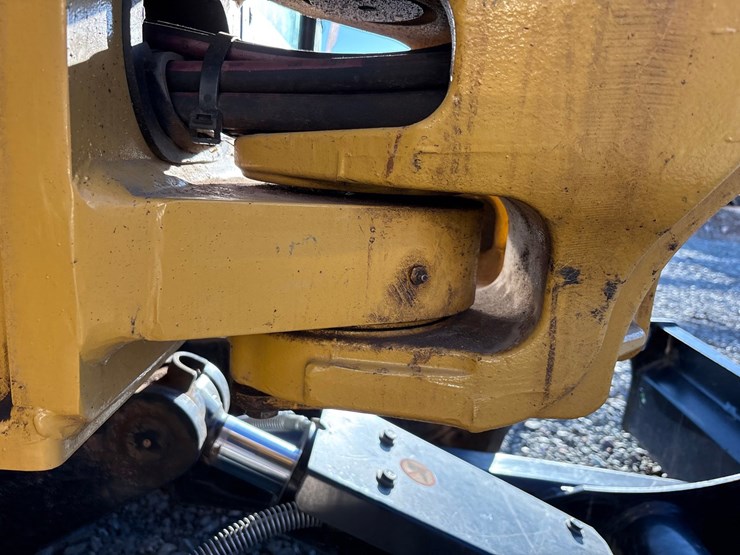 2020-caterpillar-306cr-image-24