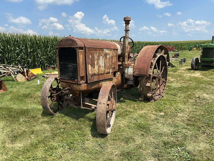 mccormick-deering-22-36-image-1