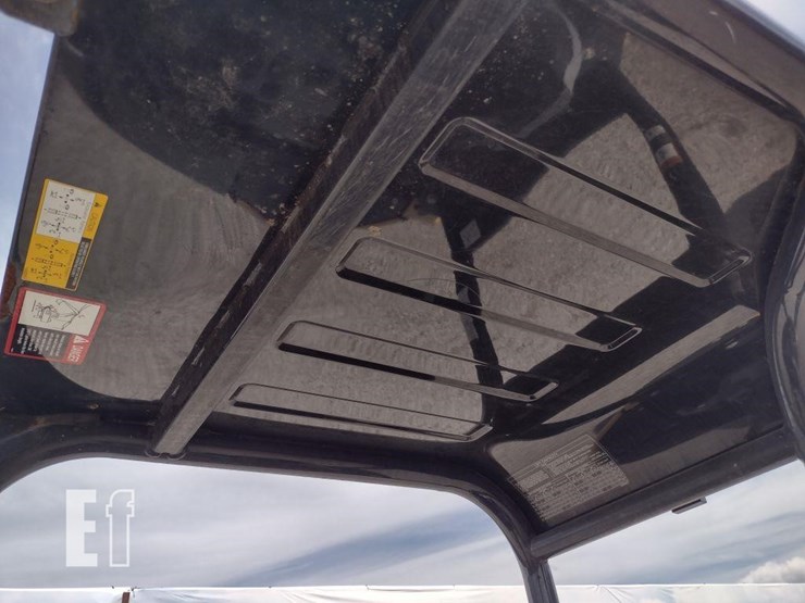 2021-deere-35g-image-9