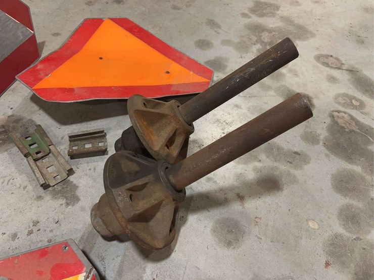 smv-signs-and-trailer-hubs-image-8