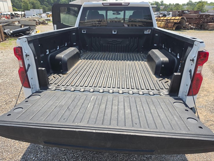 #25370-•-2019-chevrolet-silverado-pickup-truck-image-62