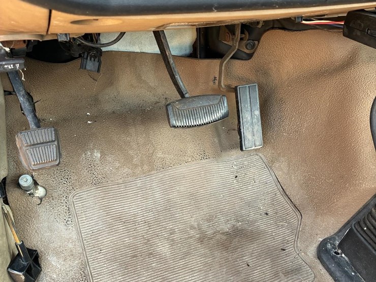 1991-ford-f350-image-8