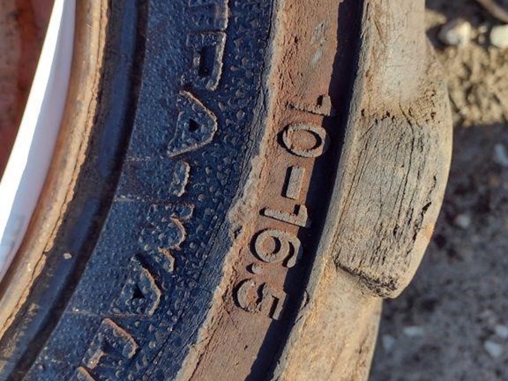 (2)-10-16.5-tires-w/rims-image-3