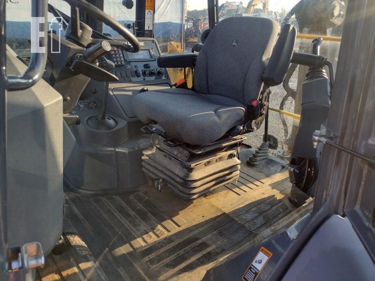2021-deere-310sl-image-13