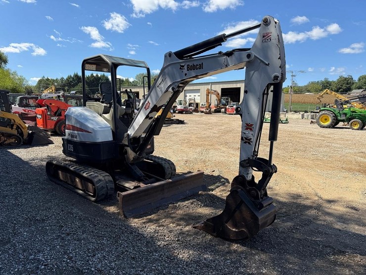 2015-bobcat-e35-image-6