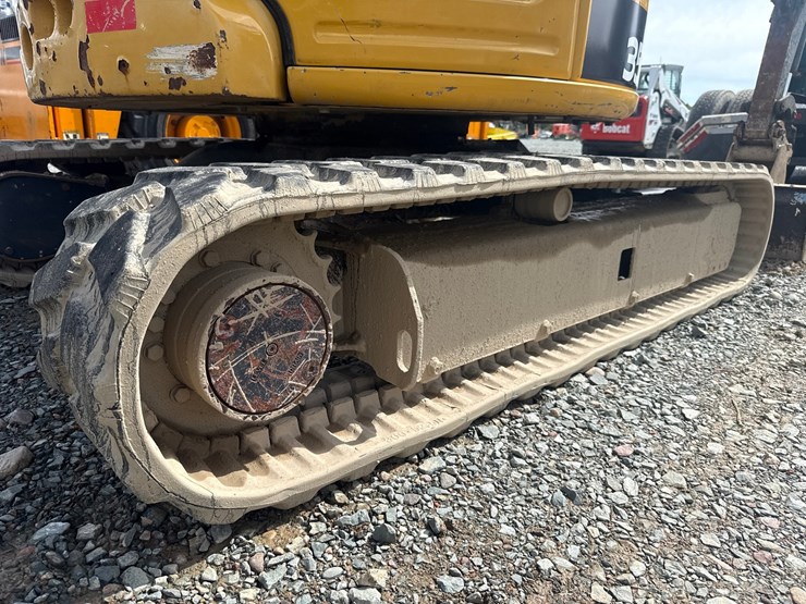 deere-35g-image-54
