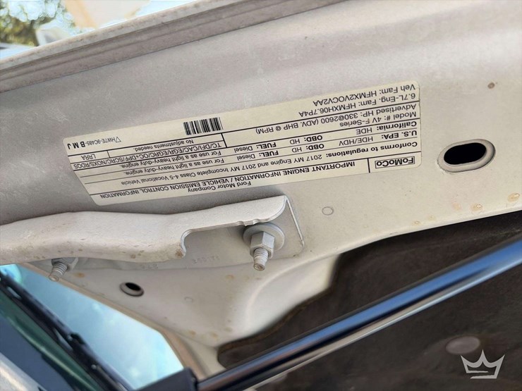 2017-ford-f550-image-11