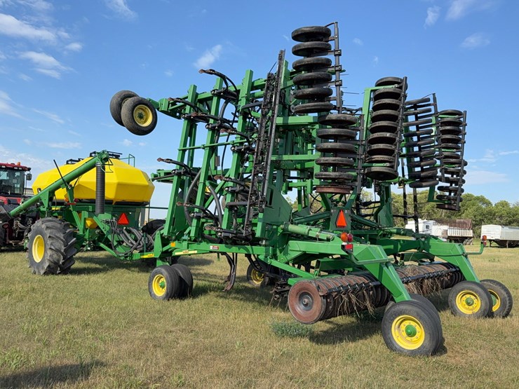 john-deere-1820-image-9