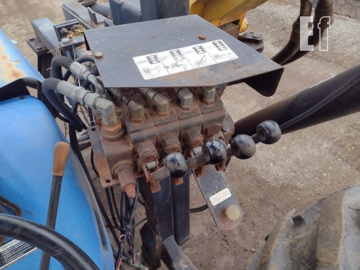 2002-new-holland-7610s-image-9