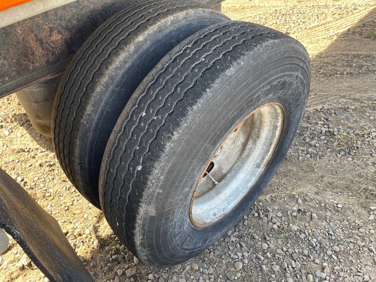 #1324-•-flatbed-semi-trailer-**parts-only**-(no-title)-image-21