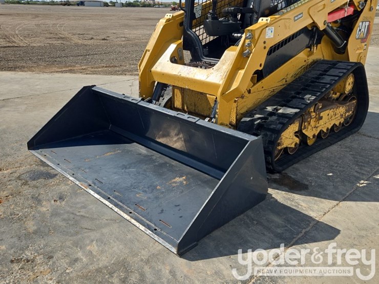 2023-caterpillar-259d3-image-16