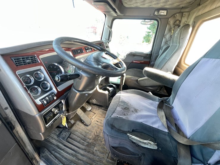 2006-kenworth-t800b-image-42