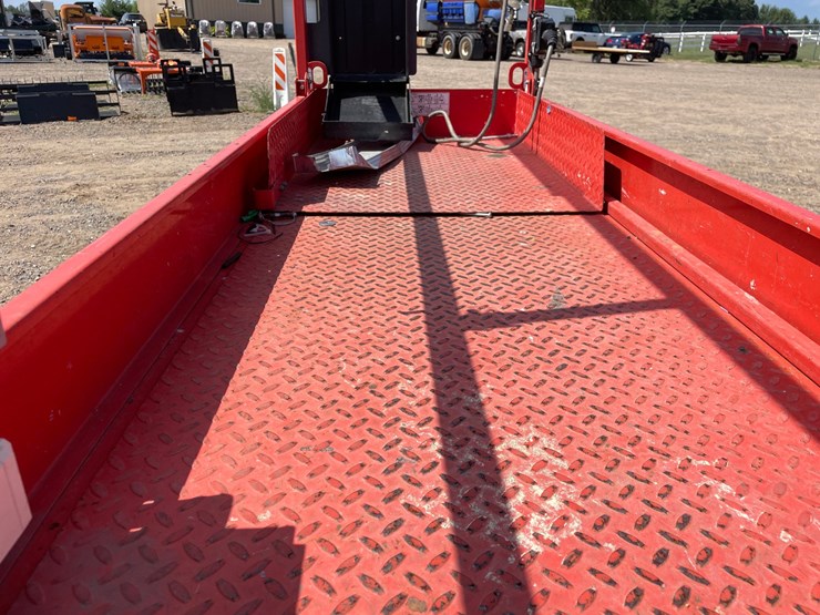 #1000-•-2020-skyjack-scissor-lift-image-14